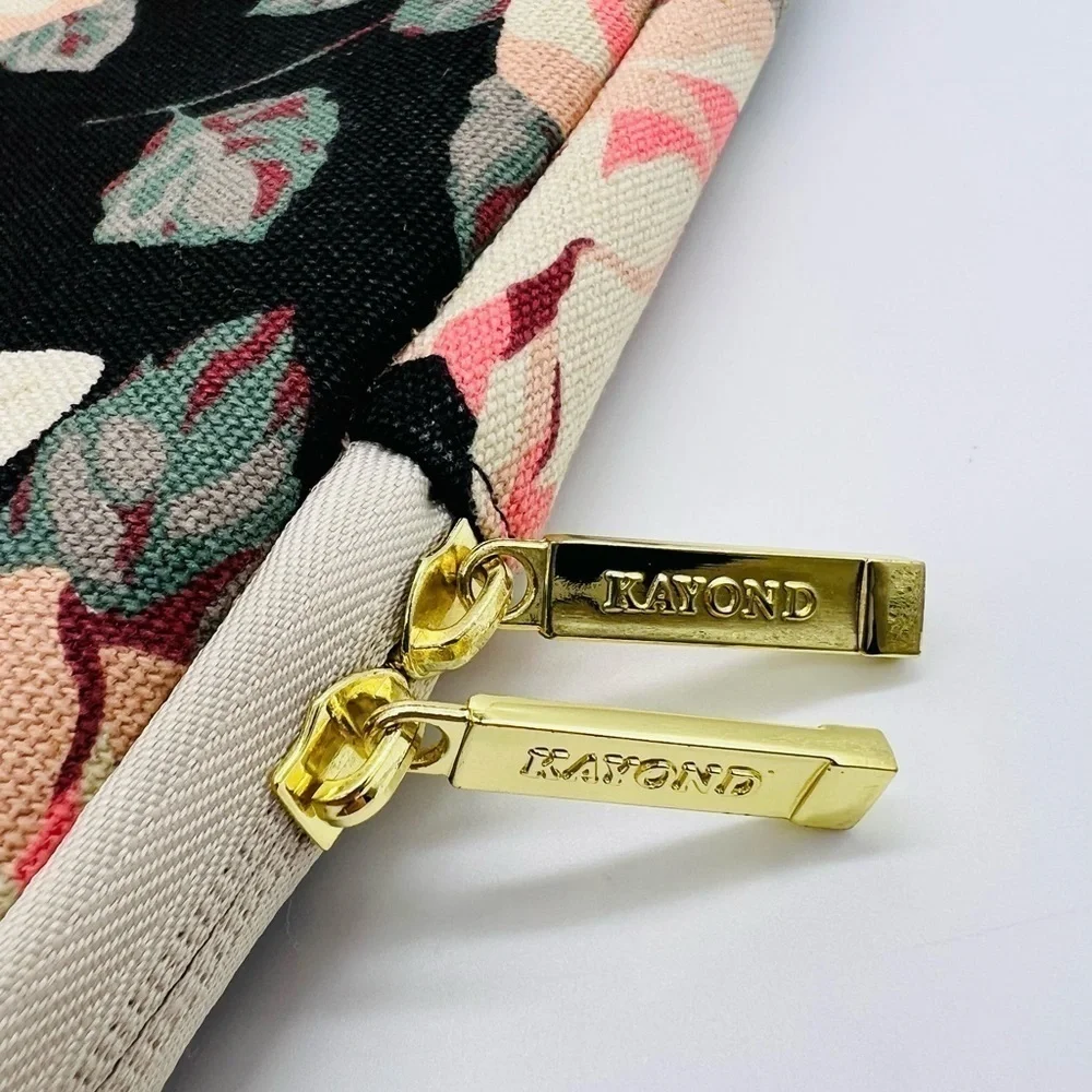 KAYOND WOMENS BEAUTIFUL FLORAL LAPTOP CASE
